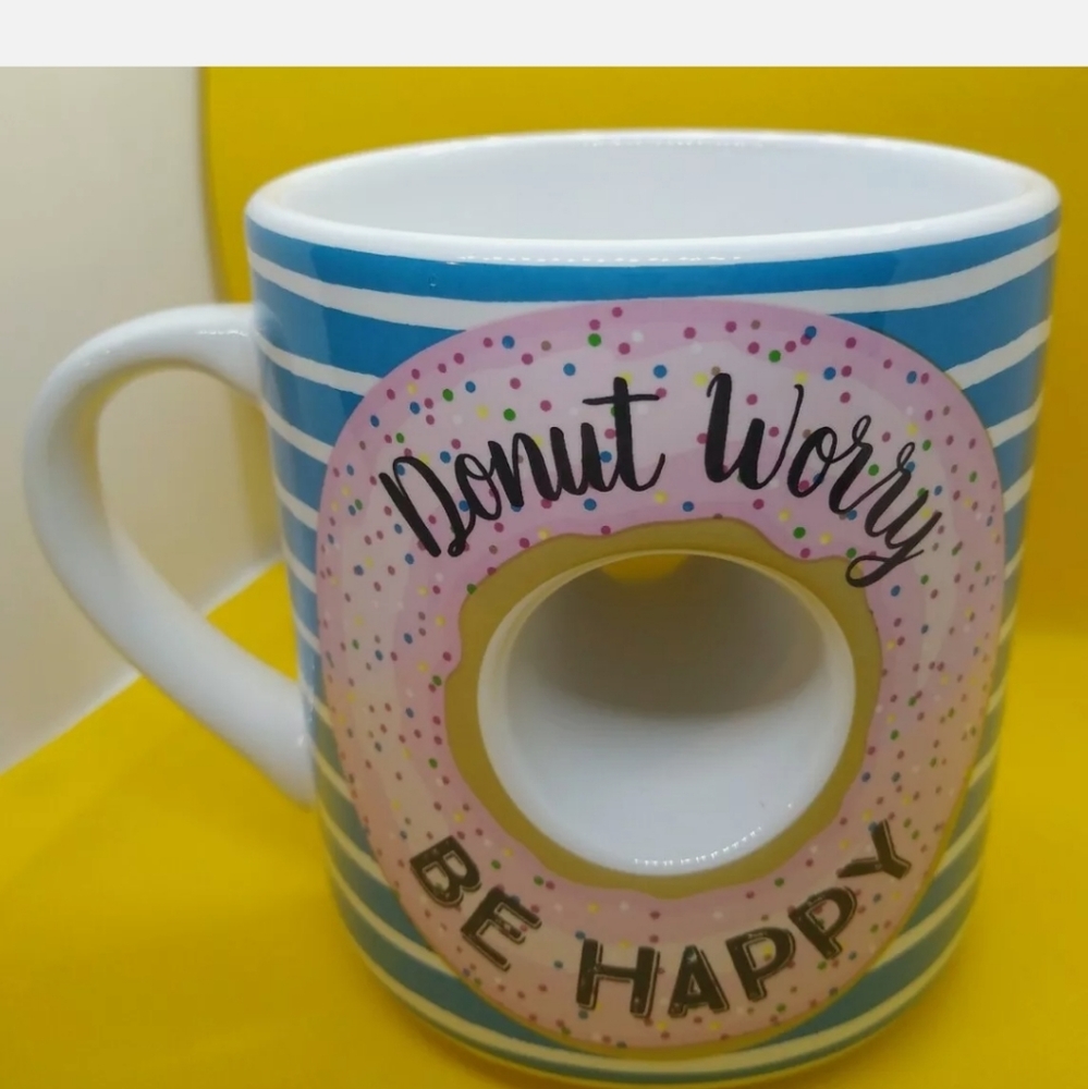 Papel Donut Worry Be Happy Coffee Mug (C25)